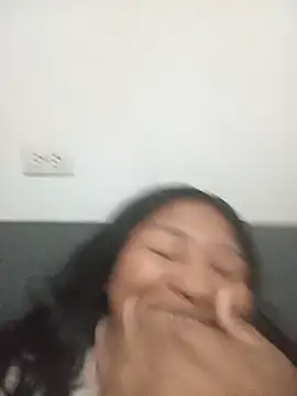 Živá chatovací místnost MoonMua