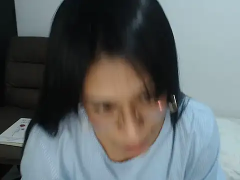 Lara-win Live Chatraum