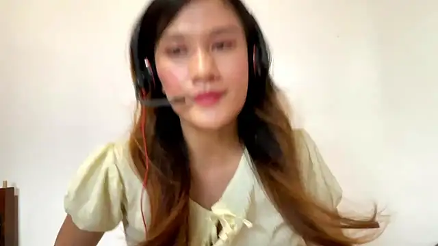 ห้องแชทสดของ LoreenWasiuta