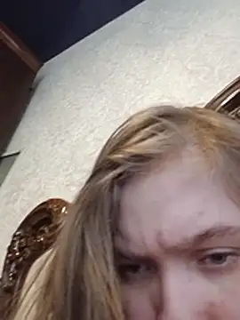 _AngelaGarcia_ Cameră chat live