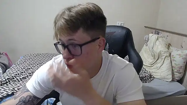 Maxxxgayboy 웹캠 쇼