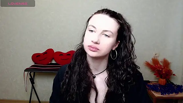 LilithRivi's Live Chat Room