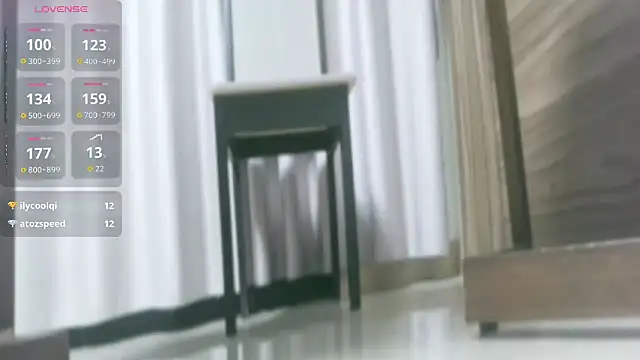 xiaolen- Adlı Modelin Canlı Sohbet Odası