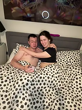 Shycouple7295 live-chat rom