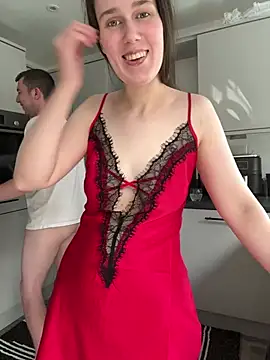 Phòng Chat Trực Tiếp Shycouple7295