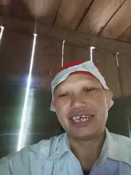 Sala de chat ao vivo de Ila-min