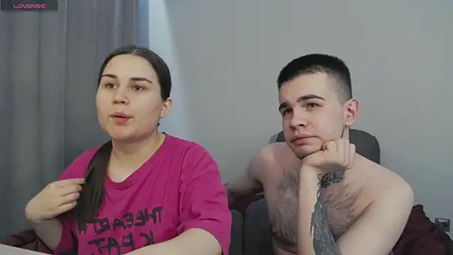 LucyMuur Live Chatraum