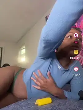 Prettywettkittycc webcam show