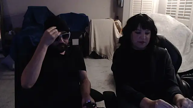 thestuffed Live chatroom