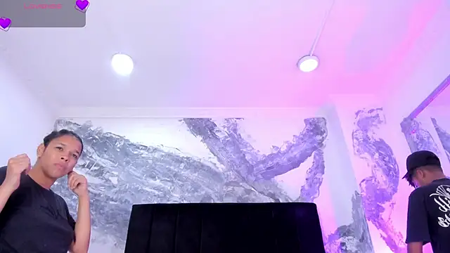 TaylorAndThalia 실시간 채팅방