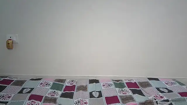 Angel_shy_ live-chat rom