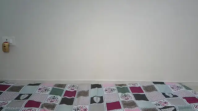 Angel_shy_'s Live Chat Room