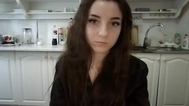 חדר צ'אט בשידור חי של PollySecrettt