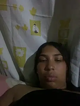 nina20xxxxn Live chat-huone