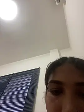 Sala de chat ao vivo de nina20xxxx