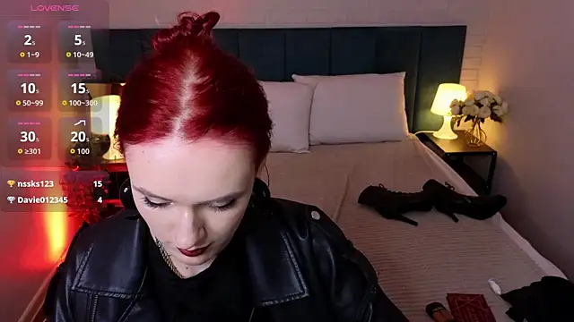 CrimsonMarquise чат на живо