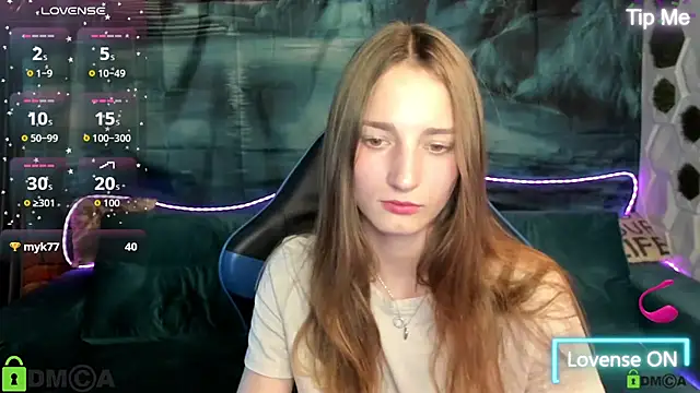 MaryMee88's Live Chat Room