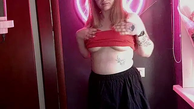 EnsuingPetal Live Chatraum