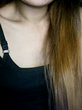 Ttitii99n Live chat-huone