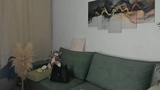 bella_coyy_777 élő chatszobája
