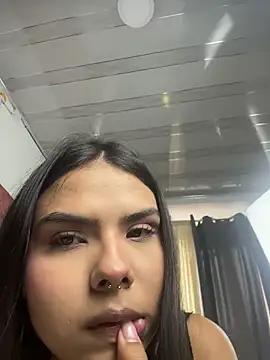 Онлайн чат Emma_Reeves