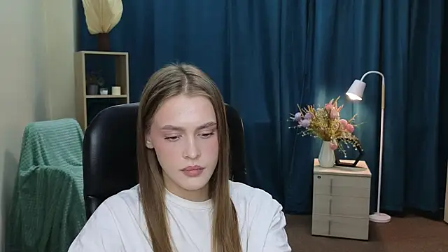 CierraWilkerson Adlı Modelin Canlı Sohbet Odası