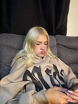 Chat soba uživo modela Lia-firee