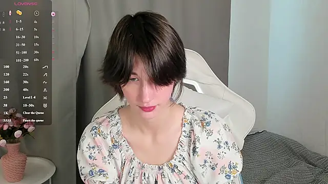 Carolina_Lu's Live Chat Room
