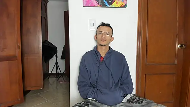 Mystic_orgams2 Adlı Modelin Canlı Sohbet Odası