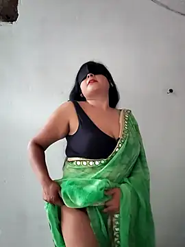Lusty_mussty Adlı Modelin Canlı Sohbet Odası