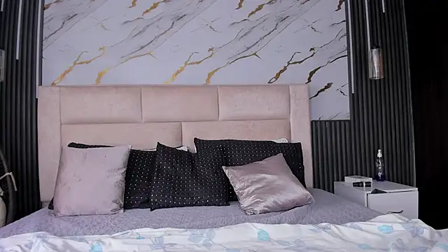 غرفة دردشة ChloeeAndMax المباشرة