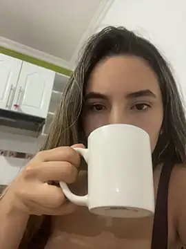 JUANITA-007 Live Chatraum