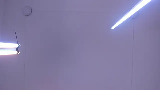 غرفة دردشة Kym_Moon المباشرة
