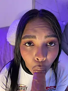 Chat ao vivo de MIAROGERSSS