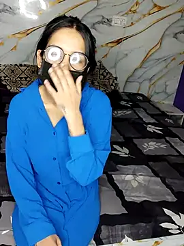 Chat soba uživo modela Swetie_Priyaaaaa