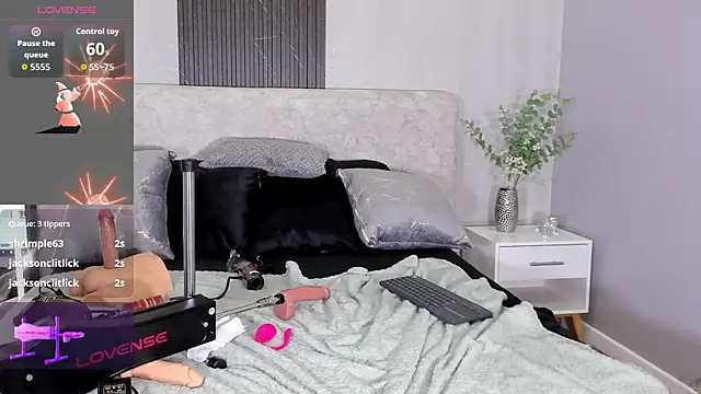 Lilii_Peach – live chatrum