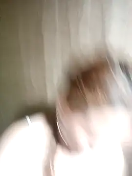Eirlys-baby Ruang Obrolan Langsung