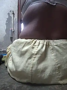 Phòng Chat Trực Tiếp riyana_tai