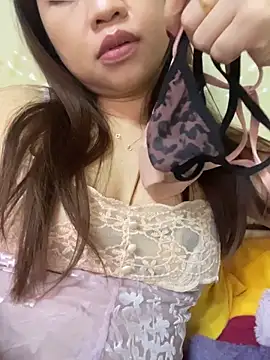 mimi05231's Live Chat Room