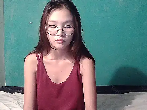 ClassyCrushpinay Adlı Modelin Canlı Sohbet Odası