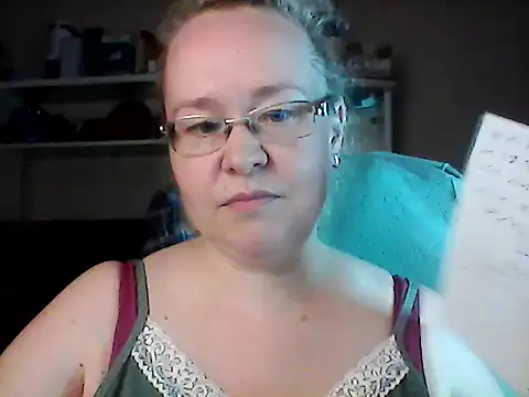 Viola27 – Naživo chatovacia miestnosť