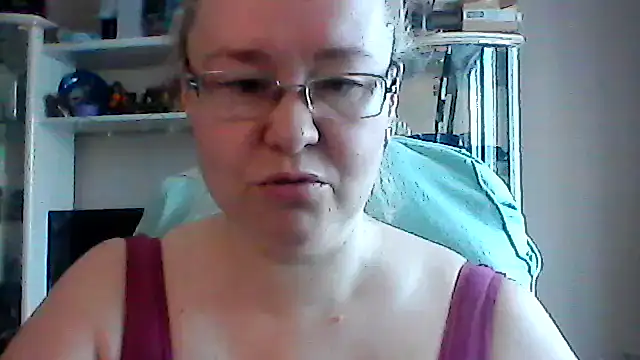 Viola27 Live chatroom