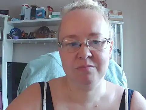 Chat soba uživo modela Viola27