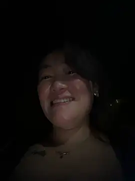 mollymm Adlı Modelin Canlı Sohbet Odası