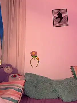 Tini4U чат на живо
