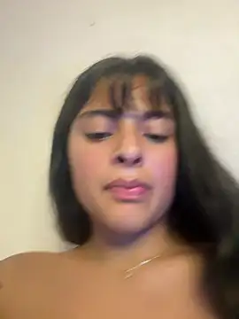 canelareina Adlı Modelin Canlı Sohbet Odası