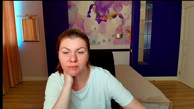 LunaKissesx Live Chatraum