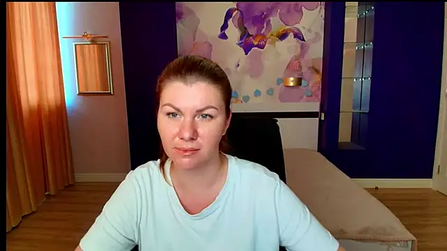 LunaKissesx Live Chatraum