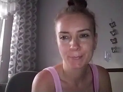 JenniferAlonen Live chat-huone