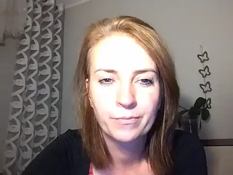 JenniferAlone Cameră chat live
